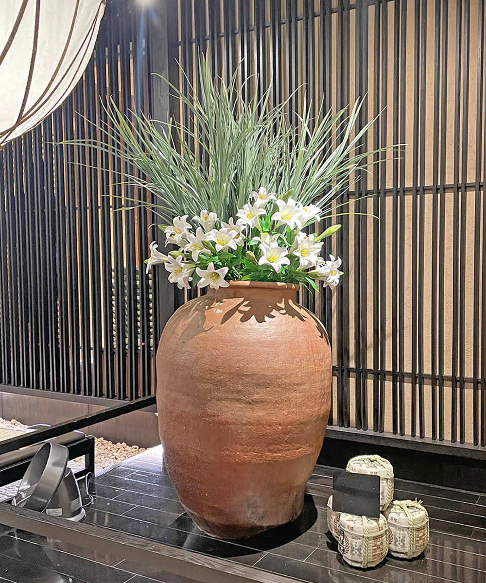 都内飲食店の装花 | エミリオロバ | EMILIO ROBBA
